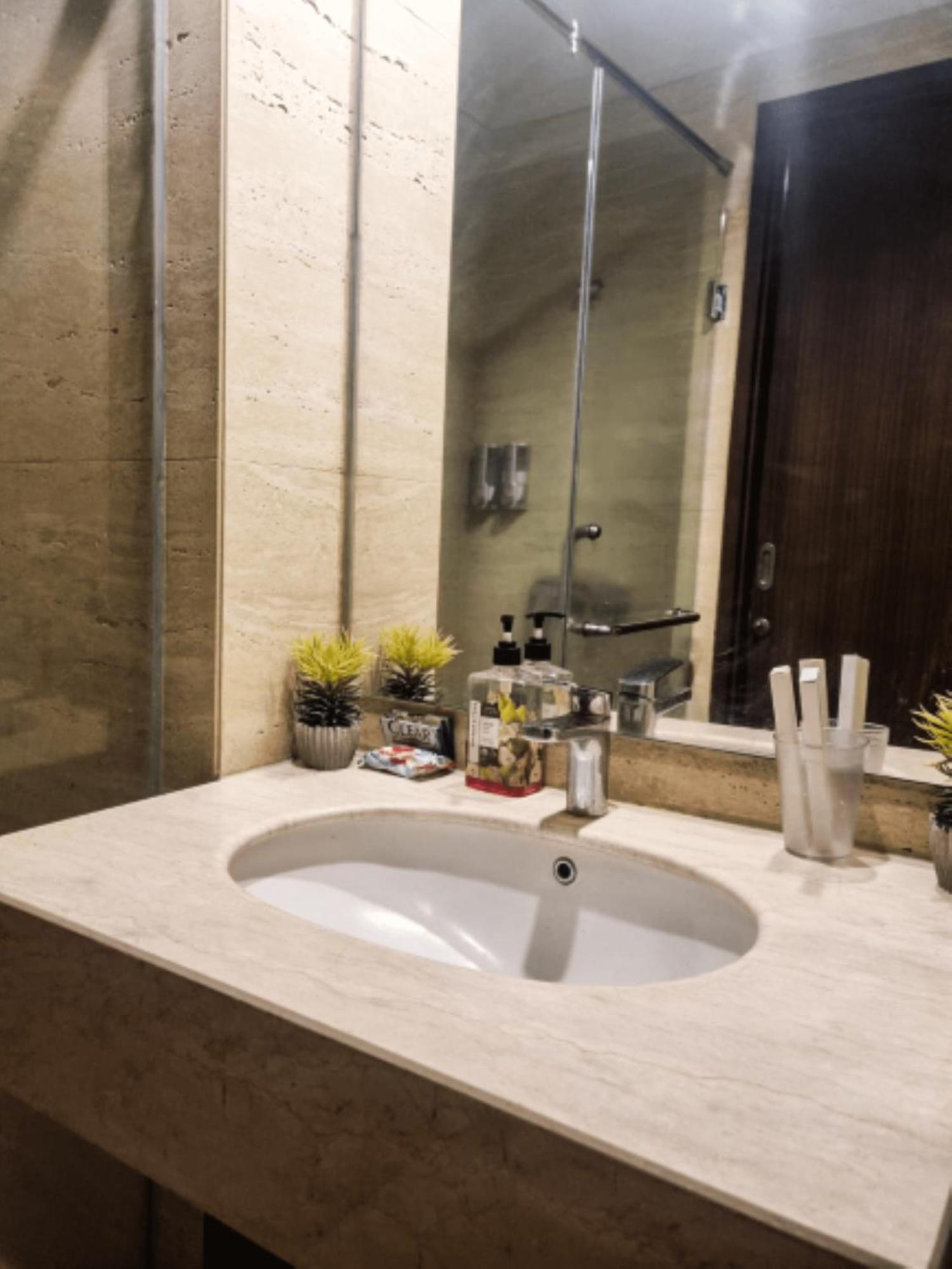 Apartemen Uttara The Icon يوغياكارتا المظهر الخارجي الصورة
